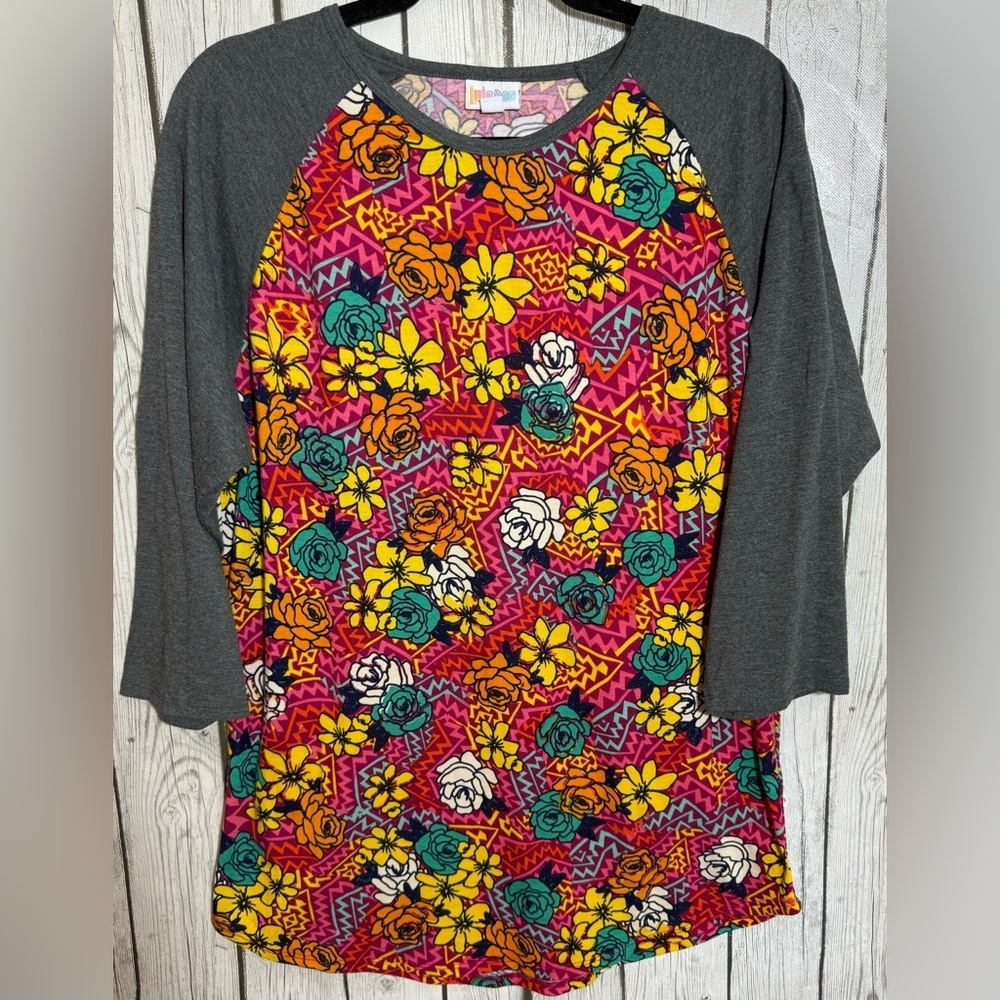 Lularoe Randy Baseball Style Shirt 3/4 Sleeve Raglan size 2XL Floral